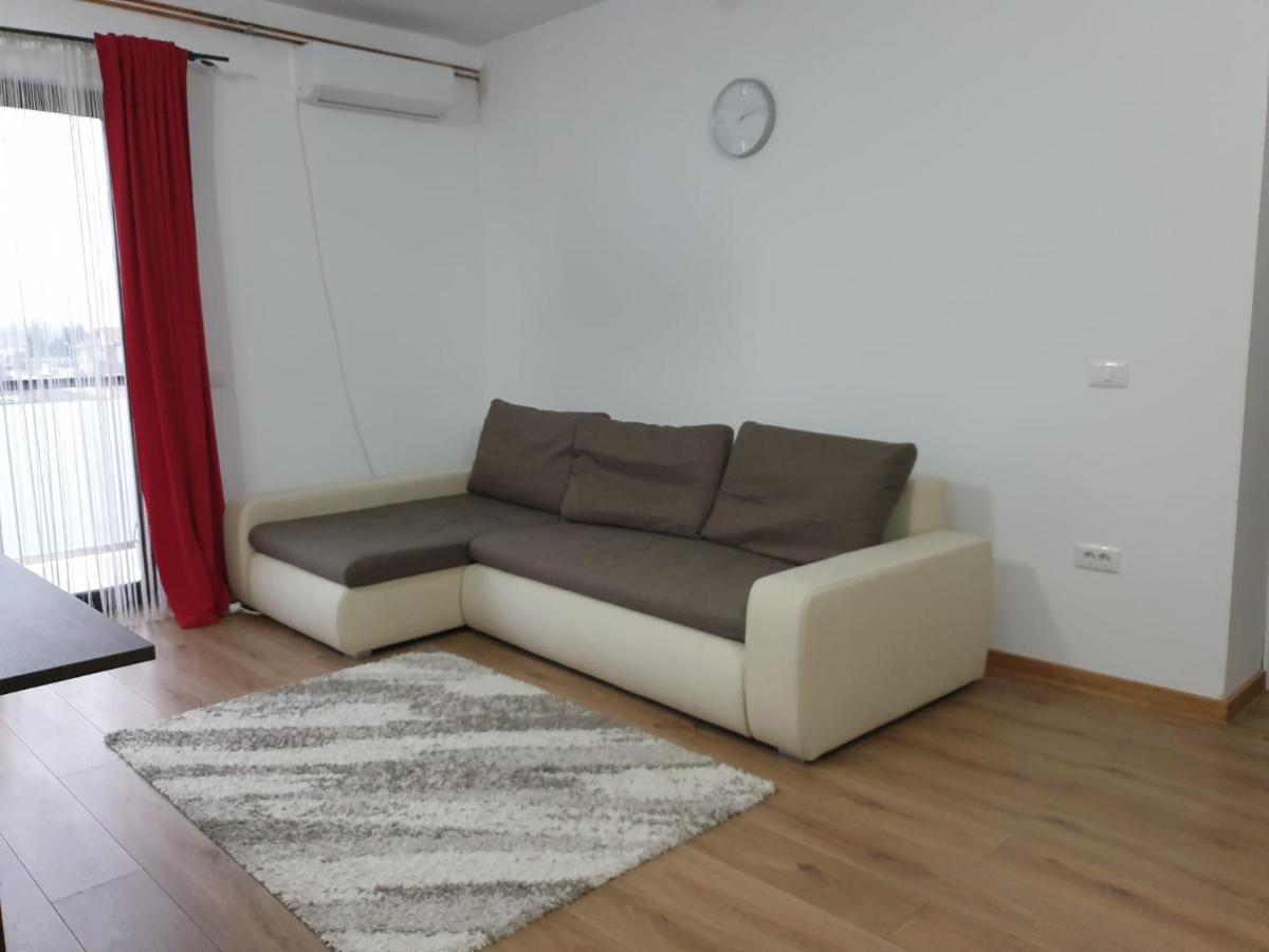 Apartamento Apartament Adriana Giroc Exterior foto